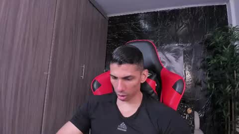 Snapshot of adan_sin1 chatting on 06-20-26, 03:37 Adan Sin online show from 06-20-26, 03:37