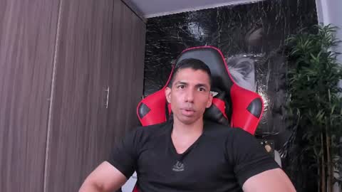 Snapshot of adan_sin1 chatting on 06-22-26, 04:15 Adan Sin online show from 06-22-26, 04:15