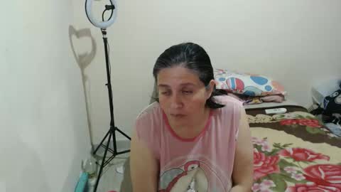 Snapshot of adan_y_eva_bk chatting on 04-26-26, 11:46 Adan and Eva online show from 04-26-26, 11:46