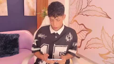 Snapshot of adann_scott chatting on 06-23-26, 12:36 Adan online show from 06-23-26, 12:36
