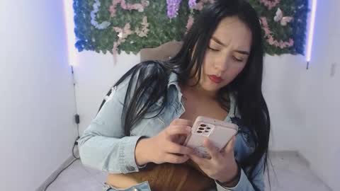 Snapshot of adara_cute_69 chatting on 02-04-26, 06:47 Adara online show from 02-04-26, 06:47