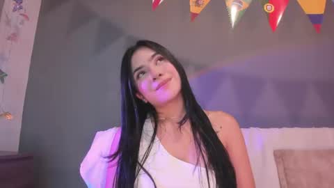 Snapshot of adara_johnson_ chatting on 06-18-26, 11:58 Adara Johnson online show from 06-18-26, 11:58