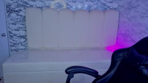 Snapshot of adarasuri_v chatting on 06-06-26, 03:00 Hi Stream 1000pm to 600am online show from 06-06-26, 03:00