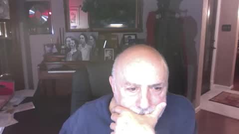 add_me_2 online show from 04-14-26, 04:51