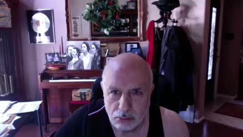 add_me_2 online show from 04-19-26, 06:10
