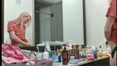 Snapshot of addibabeee chatting on 12-22-24, 10:04 Addibabeee online show from 12-22-24, 10:04