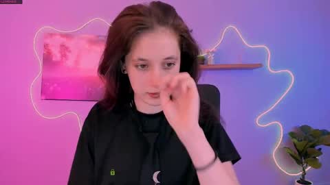 adel_sky_ online show from 04-18-26, 07:29