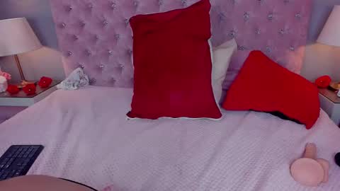 Adelaine online show from 02-26-25, 04:45