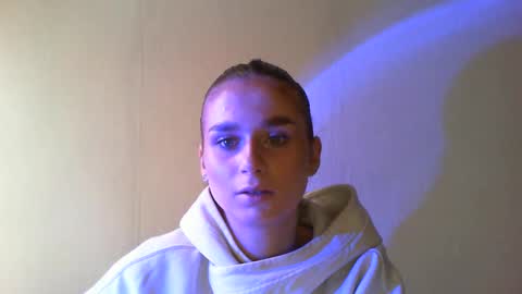 Adele Amore online show from 02-07-25, 07:18