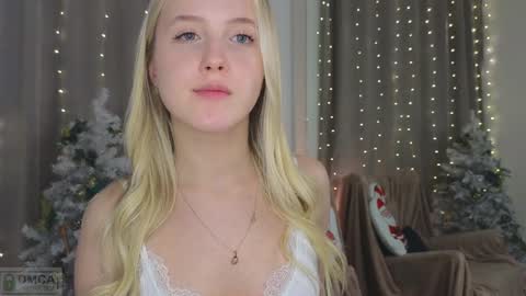 Adele online show from 01-18-25, 11:44