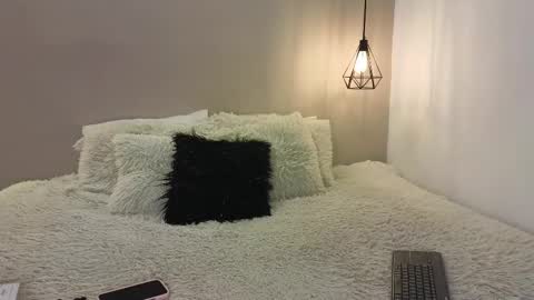 Andrea online show from 03-07-25, 01:18