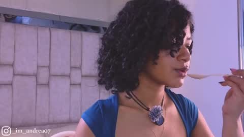 Andrea online show from 04-12-26, 12:10