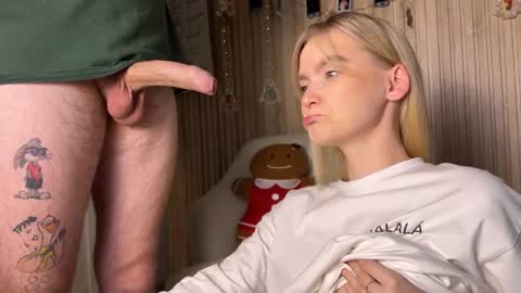 Snapshot of adele_nick2202 chatting on 01-09-26, 12:30 Adele Nick online show from 01-09-26, 12:30