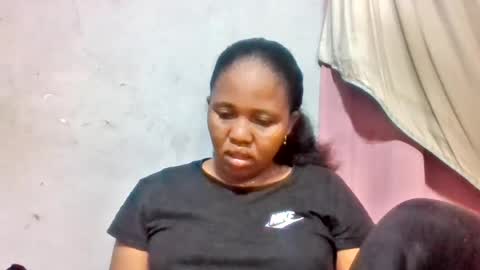 adelealy online show from 06-16-26, 02:25