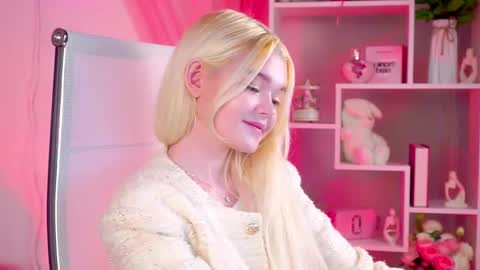 Snapshot of adelecartier chatting on 04-13-26, 02:50 Adele 2200 -700 1000 UTCGMT 100 online show from 04-13-26, 02:50