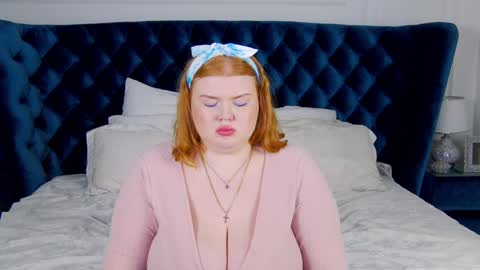 adelemoor online show from 01-27-25, 02:31