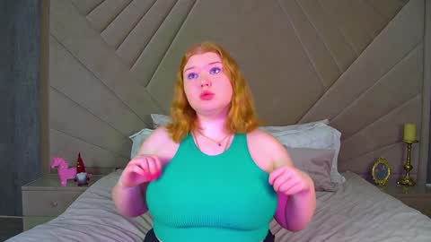 adelemoor online show from 02-07-25, 05:40