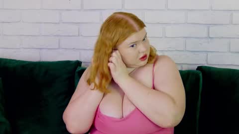 adelemoor online show from 02-09-25, 04:40