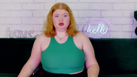 adelemoor online show from 02-09-25, 10:43