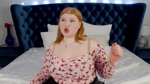 adelemoor online show from 02-19-25, 08:31