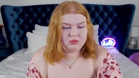 adelemoor online show from 02-23-25, 05:39