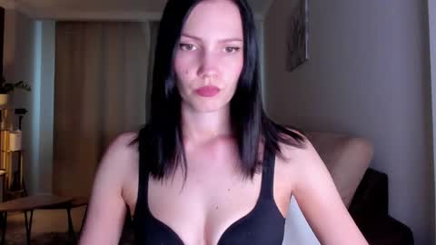 Snapshot of adeleshinem chatting on 06-08-26, 08:26 Adele Shine online show from 06-08-26, 08:26