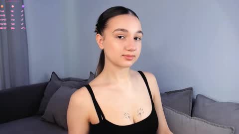 adelexx_zll online show from 02-20-26, 05:15