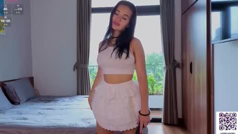 Snapshot of adelia_ntmu chatting on 10-13-25, 01:27 Adelia online show from 10-13-25, 01:27