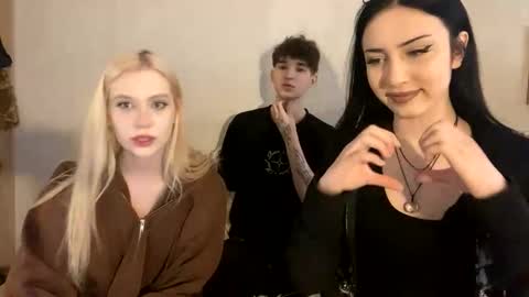 Snapshot of adelin_rr chatting on 05-01-26, 01:48 adelin online show from 05-01-26, 01:48