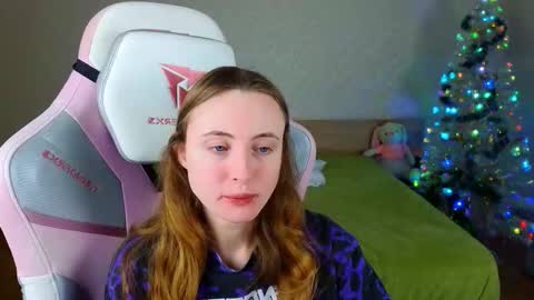 Adelina online show from 12-21-25, 09:27