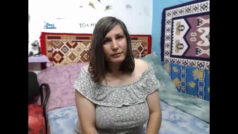 Larisa online show from 09-10-25, 04:45