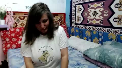 Larisa online show from 10-25-25, 10:56