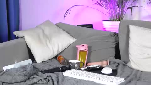 Adeline online show from 10-13-25, 03:06