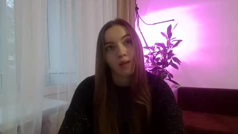 Snapshot of adelinee_sweet chatting on 12-01-25, 02:00 adeline online show from 12-01-25, 02:00