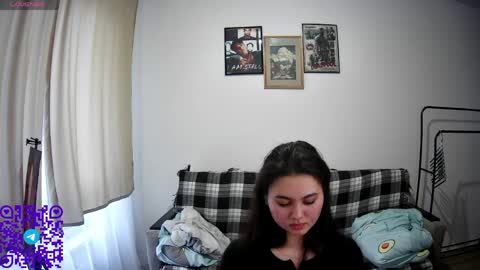 Anna online show from 04-23-26, 03:25