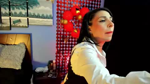 Adelle online show from 09-10-25, 10:59