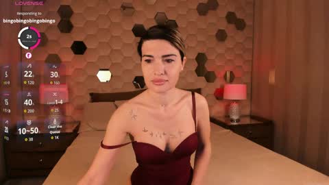 Adely online show from 04-01-26, 07:44