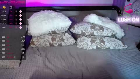 Snapshot of adelyn_mollydream chatting on 11-11-25, 05:07 Adelyn online show from 11-11-25, 05:07