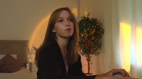 Snapshot of adencianey chatting on 07-25-26, 01:41 Selestia online show from 07-25-26, 01:41