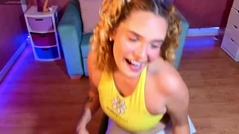 Adhara online show from 04-16-26, 12:55