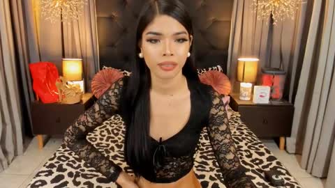Snapshot of adiannacumforyou chatting on 12-09-24, 12:30 Siobe online show from 12-09-24, 12:30