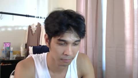 Snapshot of adios_amigo chatting on 04-16-26, 08:15 Amigo online show from 04-16-26, 08:15