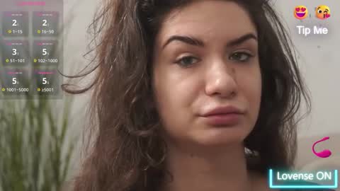 Adisson Fox online show from 11-19-25, 07:08