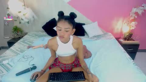 Snapshot of adisson_petite1 chatting on 01-16-26, 06:45 adisson_petite1 online show from 01-16-26, 06:45