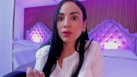 Snapshot of adissoncopper chatting on 06-22-26, 03:42 Adisson online show from 06-22-26, 03:42