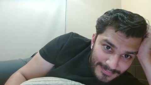 adit56665 online show from 01-04-25, 06:19