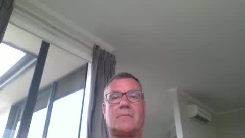 adjustable14 online show from 12-02-24, 08:55