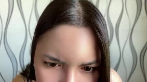 KATE MORE  online show from 04-08-26, 03:50