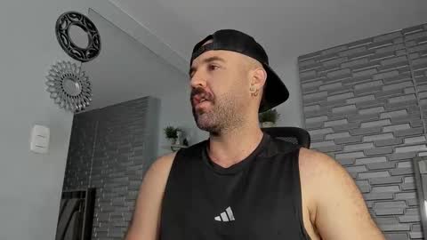 Juan online show from 10-21-25, 06:08