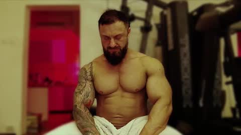 Snapshot of adonis_msc chatting on 03-10-25, 10:34 Adonis online show from 03-10-25, 10:34